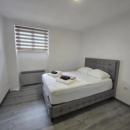 Smiljana 36 *